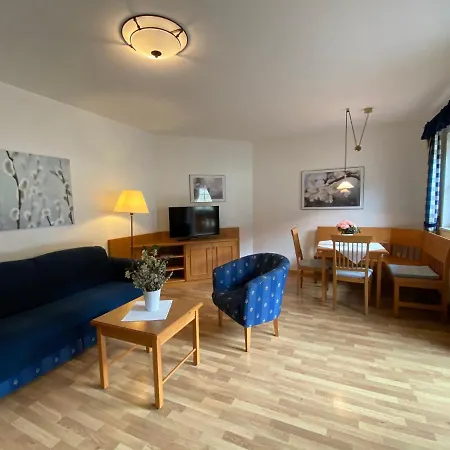 Πανσιόν Apart-pension Wesenauerhof 4*